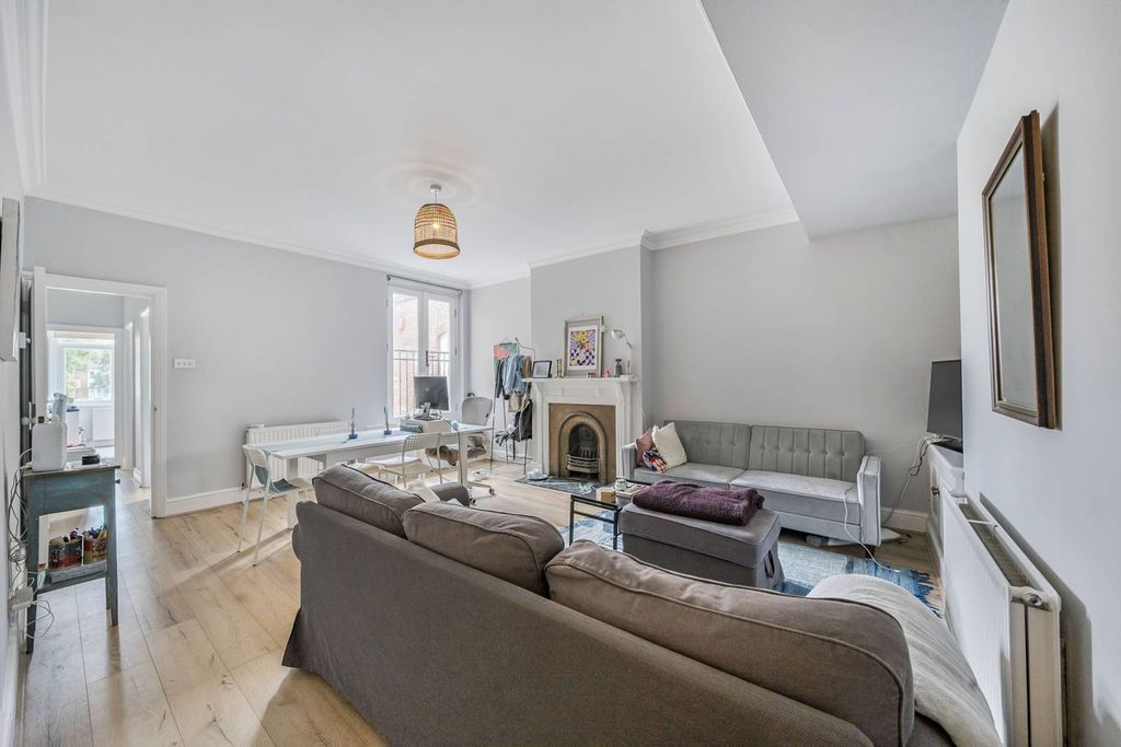 Property photo 1 of 5