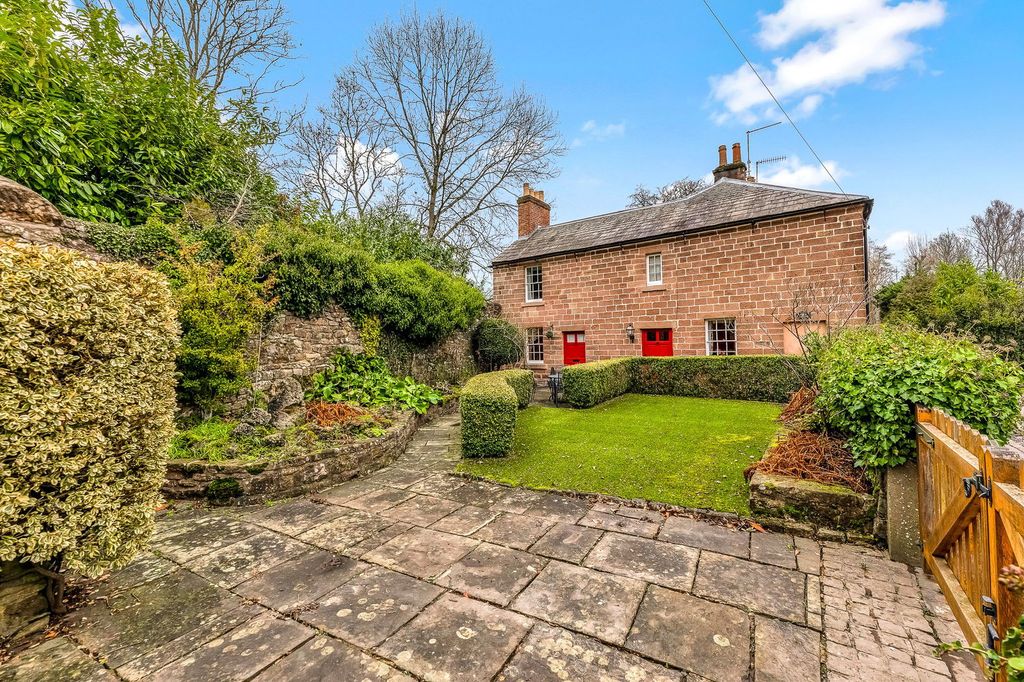 Property photo 1 of 33