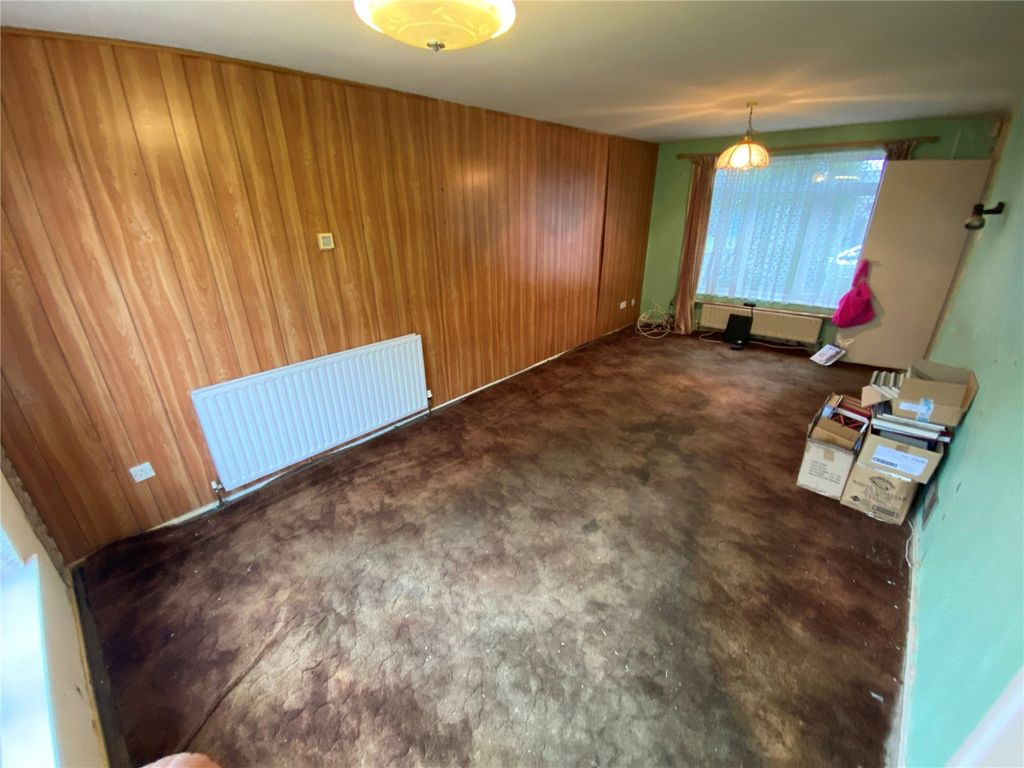 Property photo 2 of 22 Picture No. 16