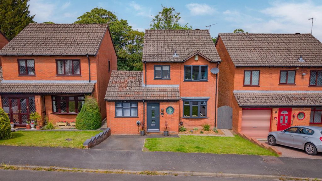 Property photo 1 of 62