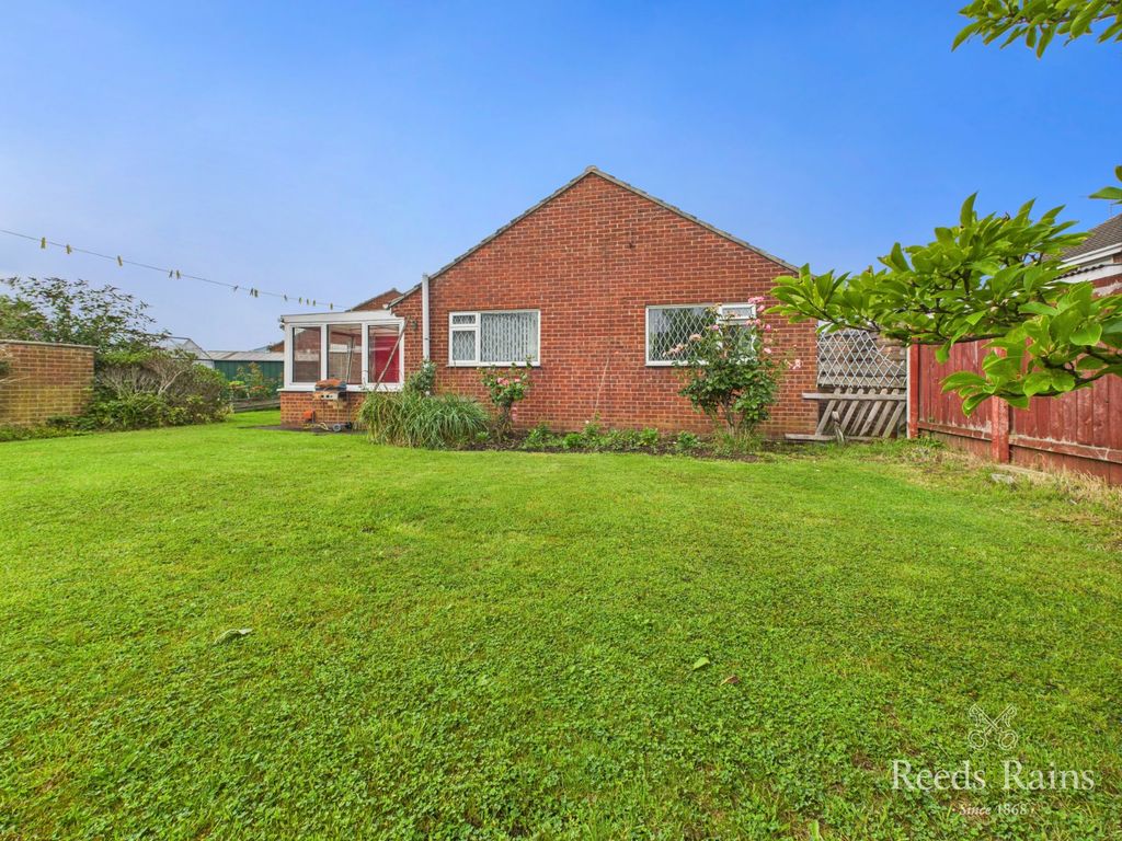 Property photo 1 of 18 Rear Garden