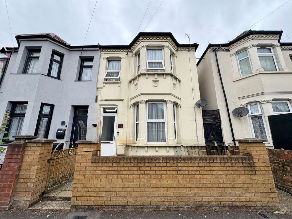 Property photo 1 of 29
