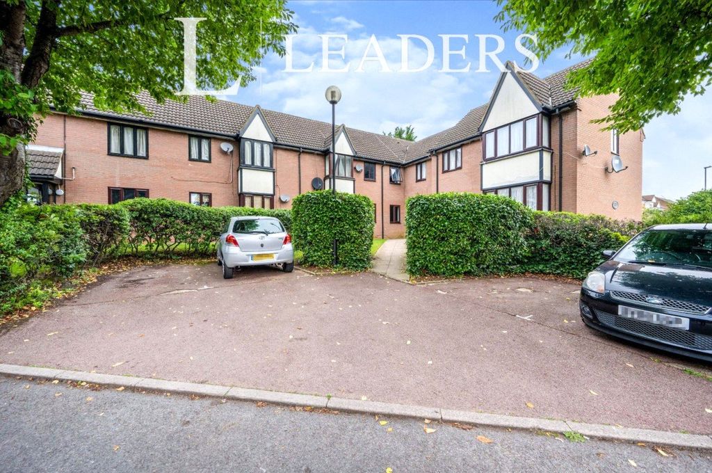 Property photo 2 of 8 Picture No. 11