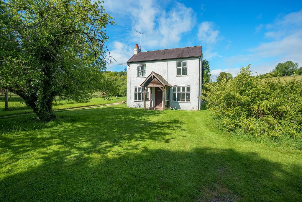Property photo 2 of 17 Picture No. 02