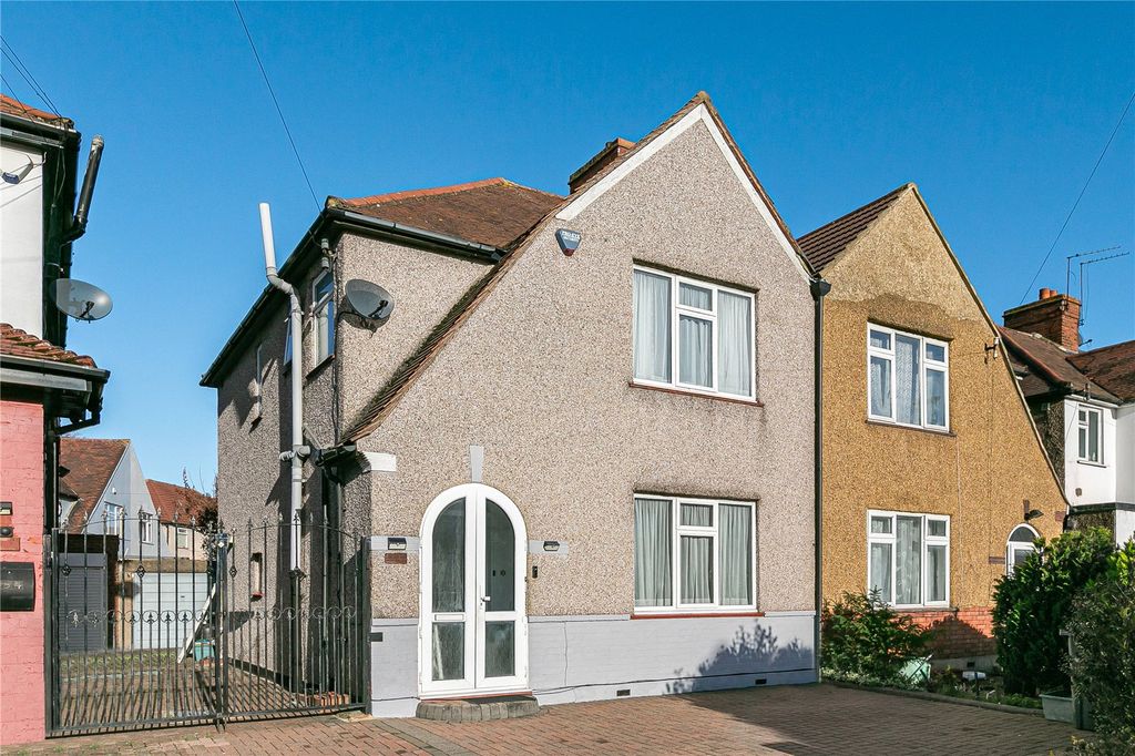 Property photo 1 of 12 Exterior