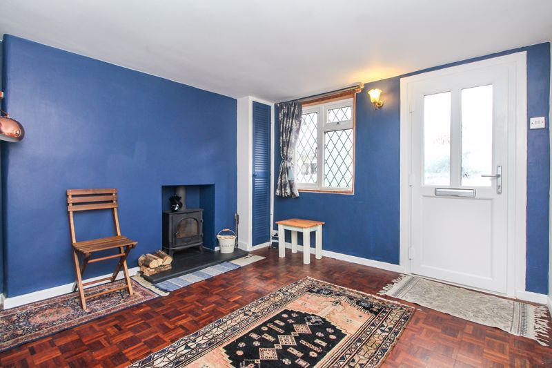 Property photo 3 of 11 Living Room