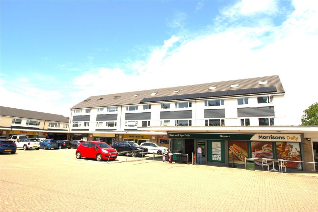 Property photo 1 of 6 Carisbrook Front.Jpg