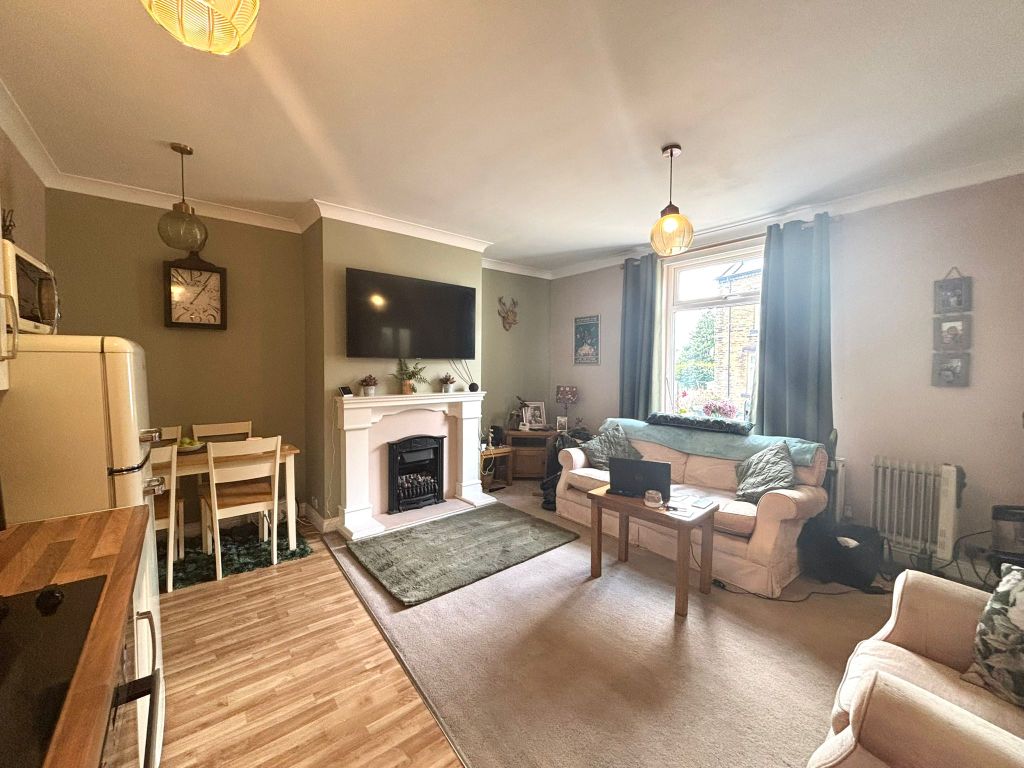 Property photo 2 of 18 Living Room