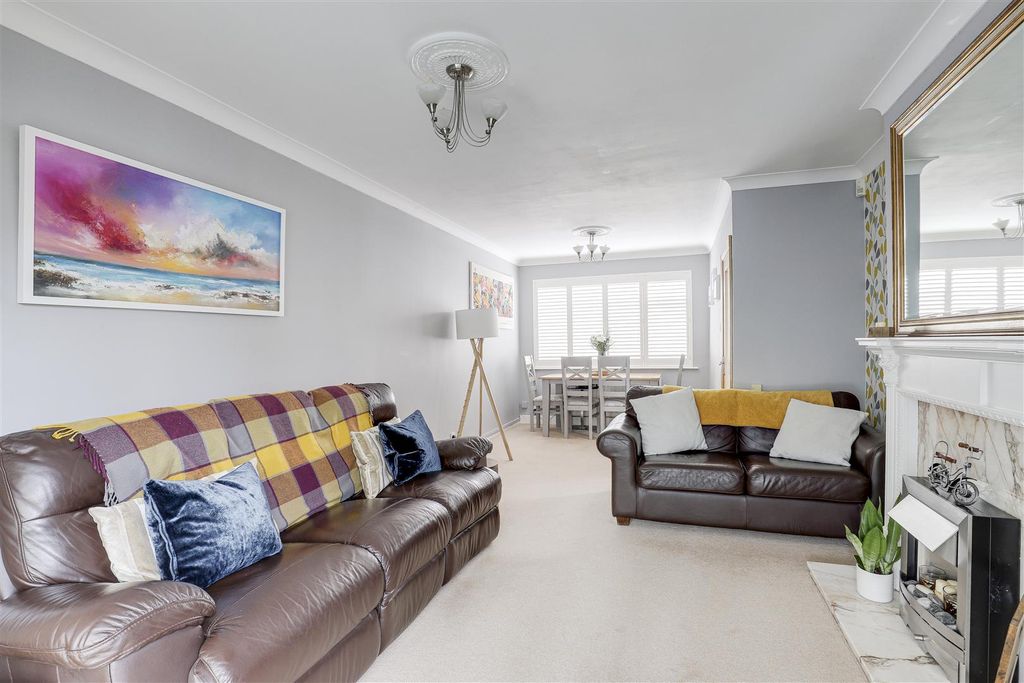 Property photo 2 of 21 30787.Jpg