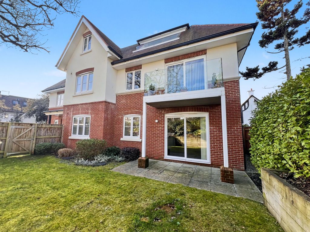 Property photo 1 of 18 Img_0078