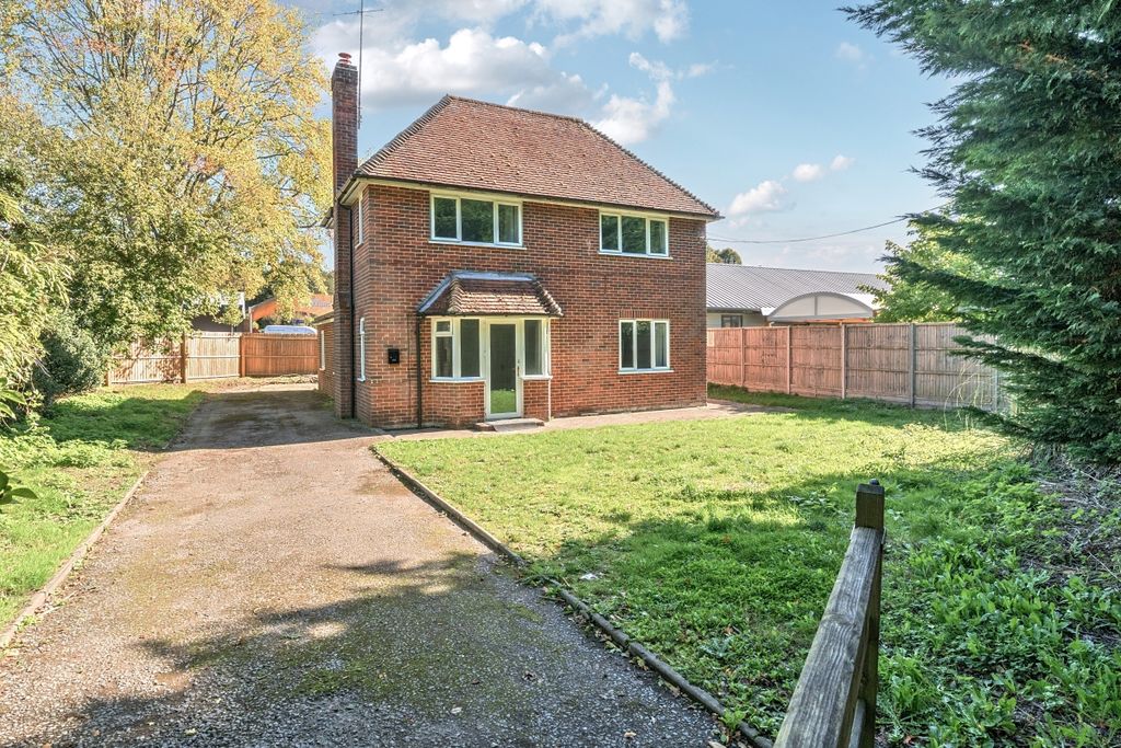 Property photo 1 of 14 1357731-2-68d1267...