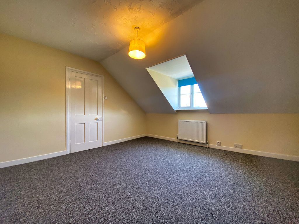 Property photo 3 of 7 Img_144_4_Original.Jpg