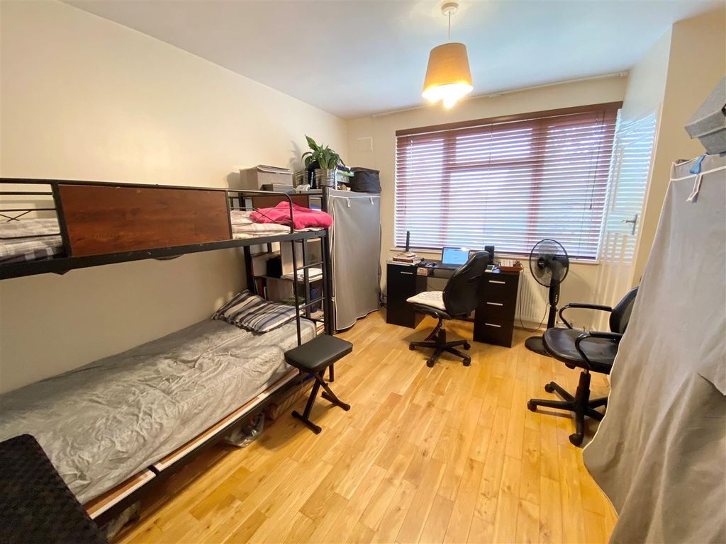 Property photo 3 of 8 Bedroom 1.Jpg