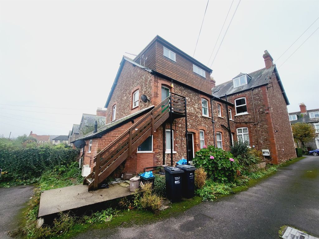 Property photo 3 of 3