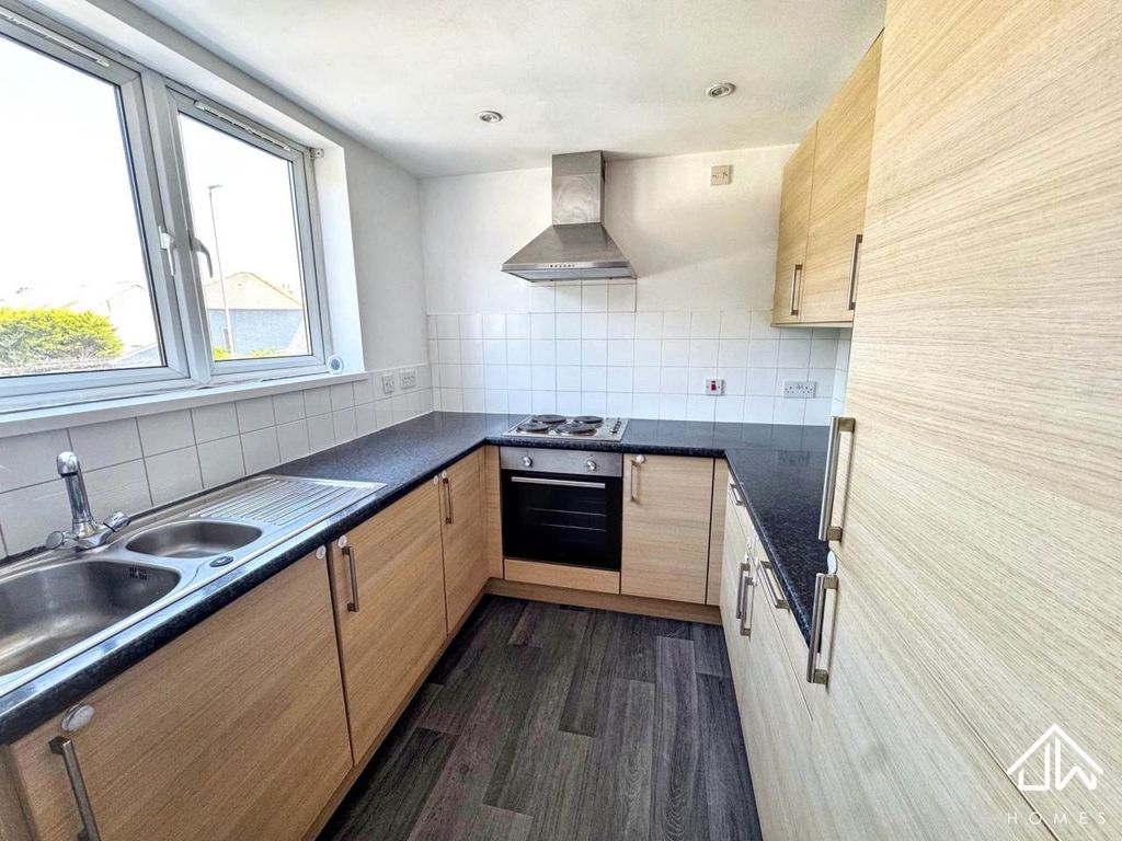 Property photo 3 of 8 Ittp2943