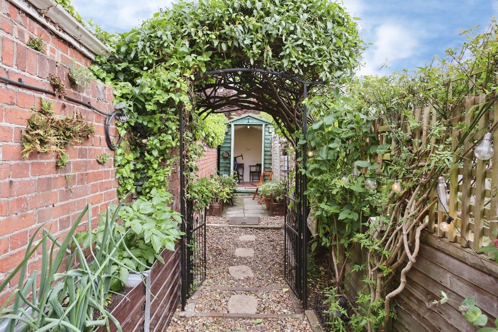 Property photo 3 of 14 Pbox-Img.Jpg