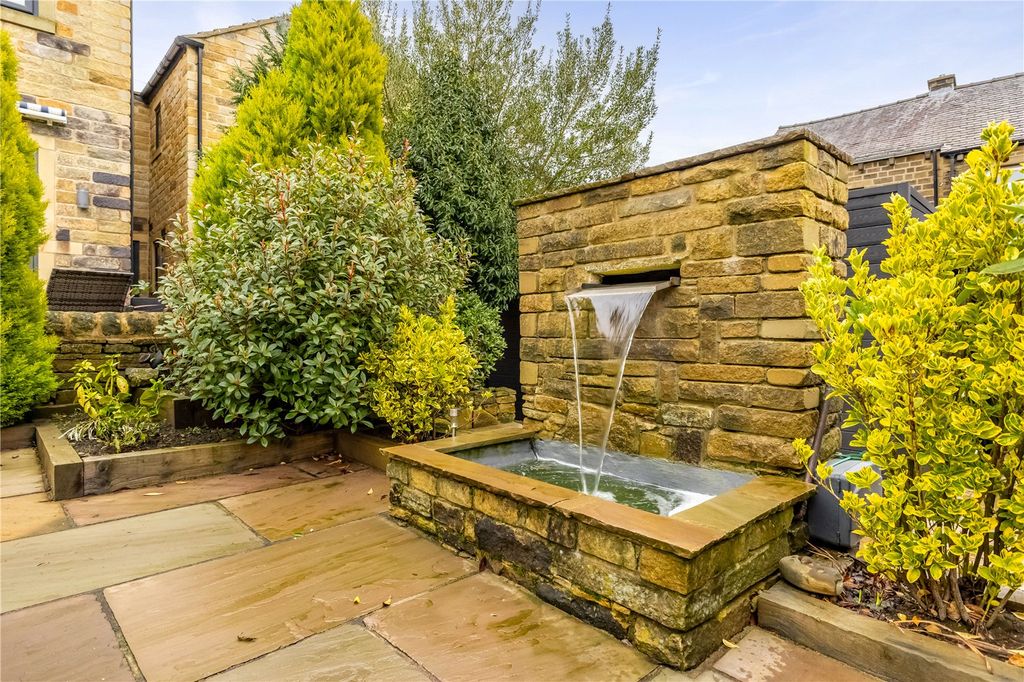 Additional image 34 of 5 bed detached house for saleBallroyd Lane, Longwood, Huddersfield HD3