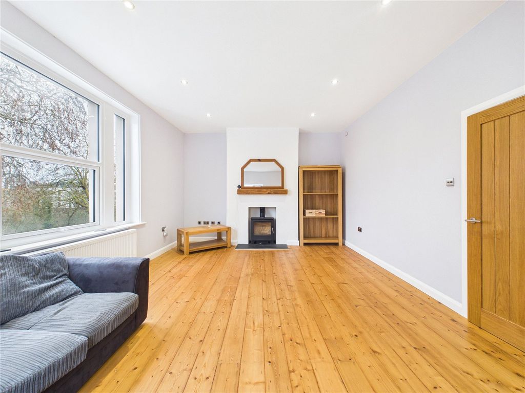 Property photo 1 of 18 Picture No. 37