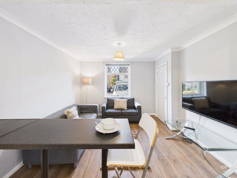 Property photo 2 of 15 Kitchen