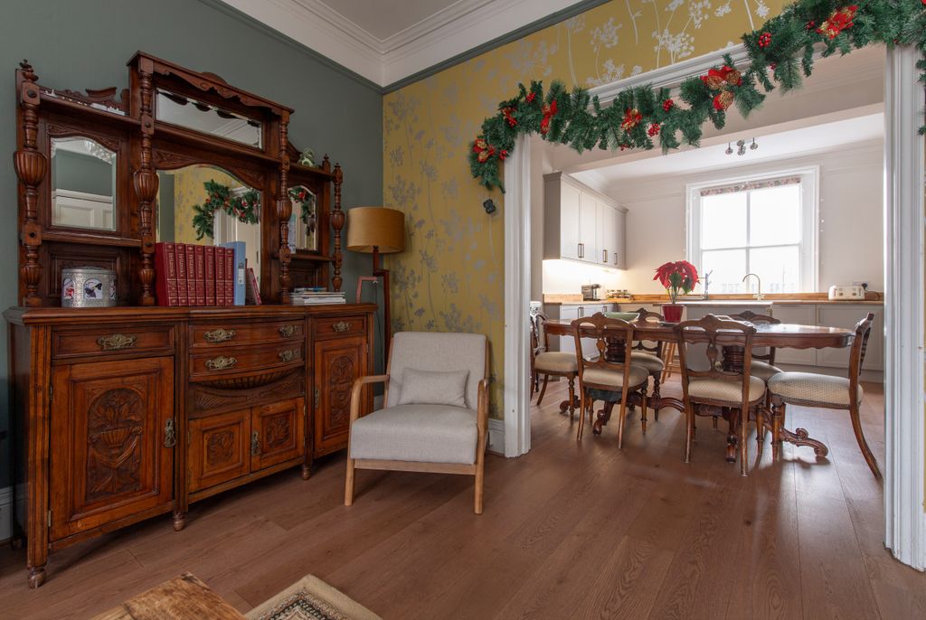 Property photo 2 of 9 1.Jpg