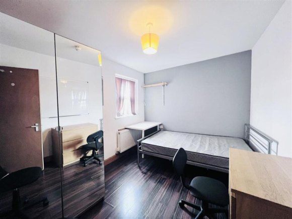 Property photo 2 of 12 9704744.Jpg