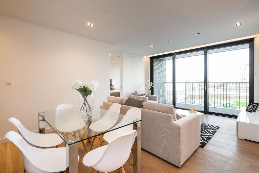 Property photo 1 of 12 Image