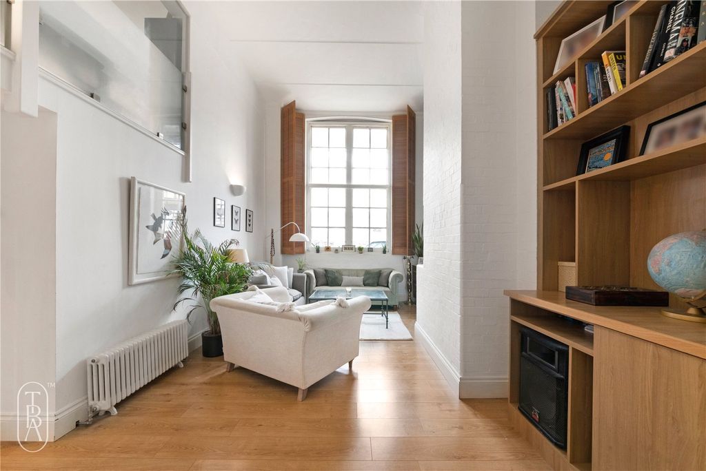 Property photo 3 of 27 Picture No. 26