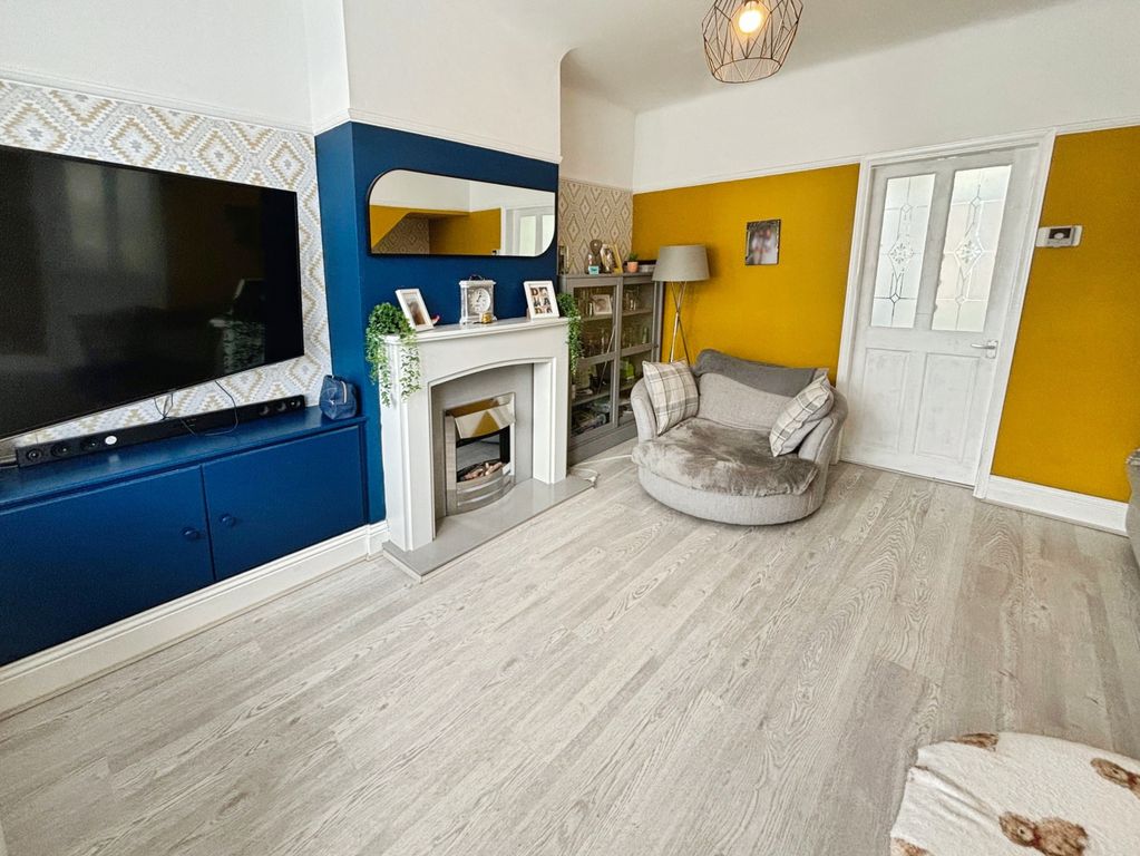 Property photo 2 of 19 2