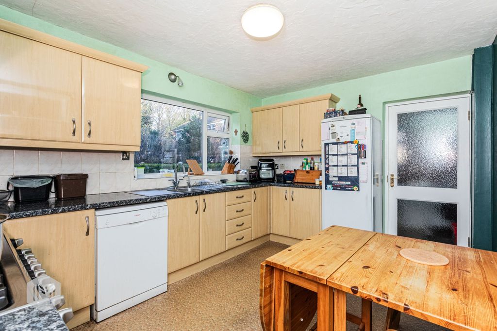 Property photo 3 of 25 Picture No. 05