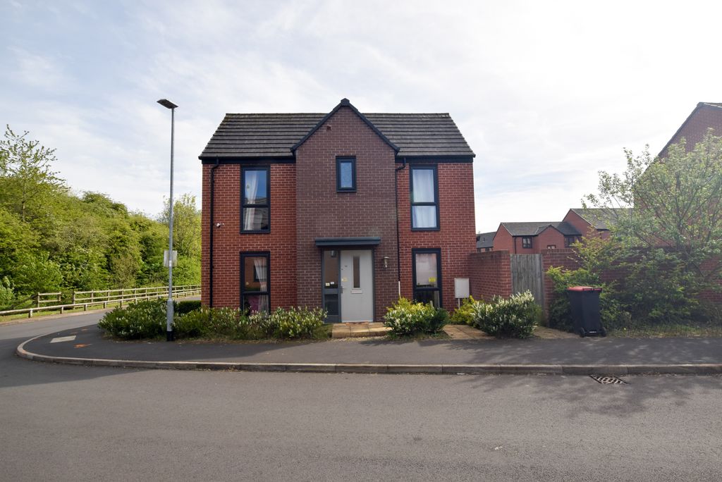 Property photo 1 of 15