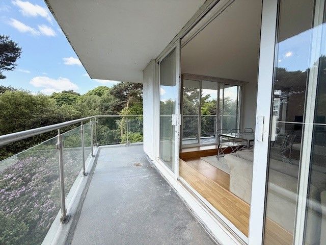 Property photo 3 of 18 Balcony