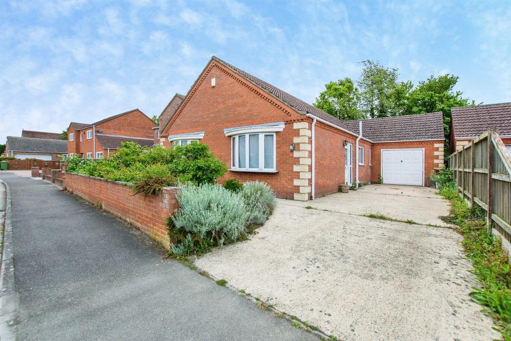 Property photo 1 of 16