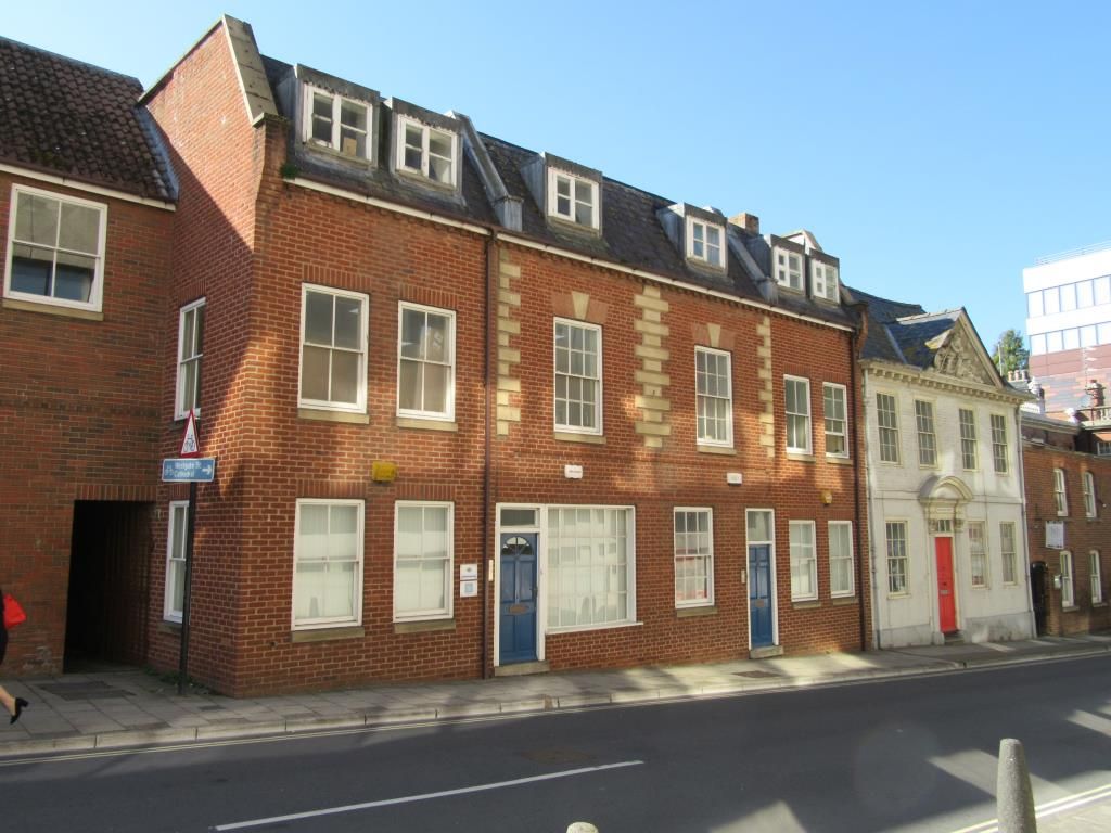 Property photo 1 of 31