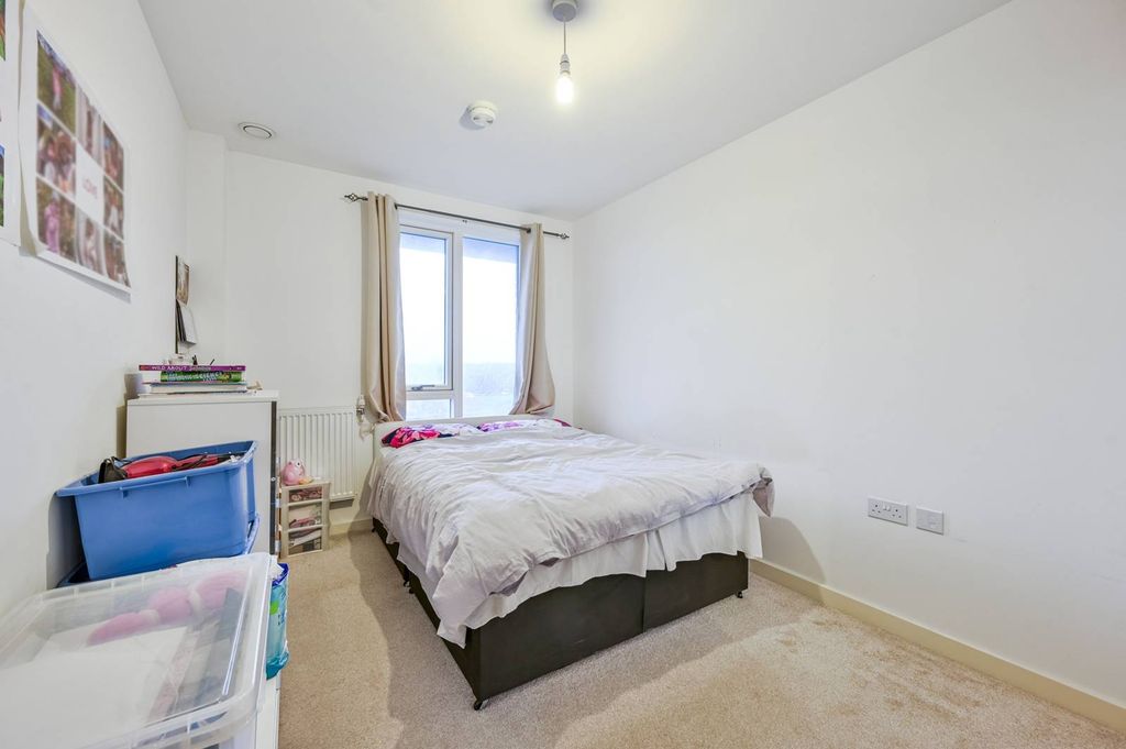 Property photo 3 of 9