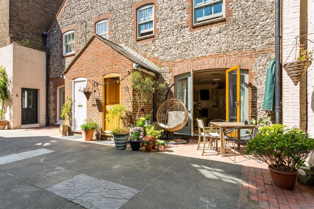 Property photo 1 of 17 Picture No. 27