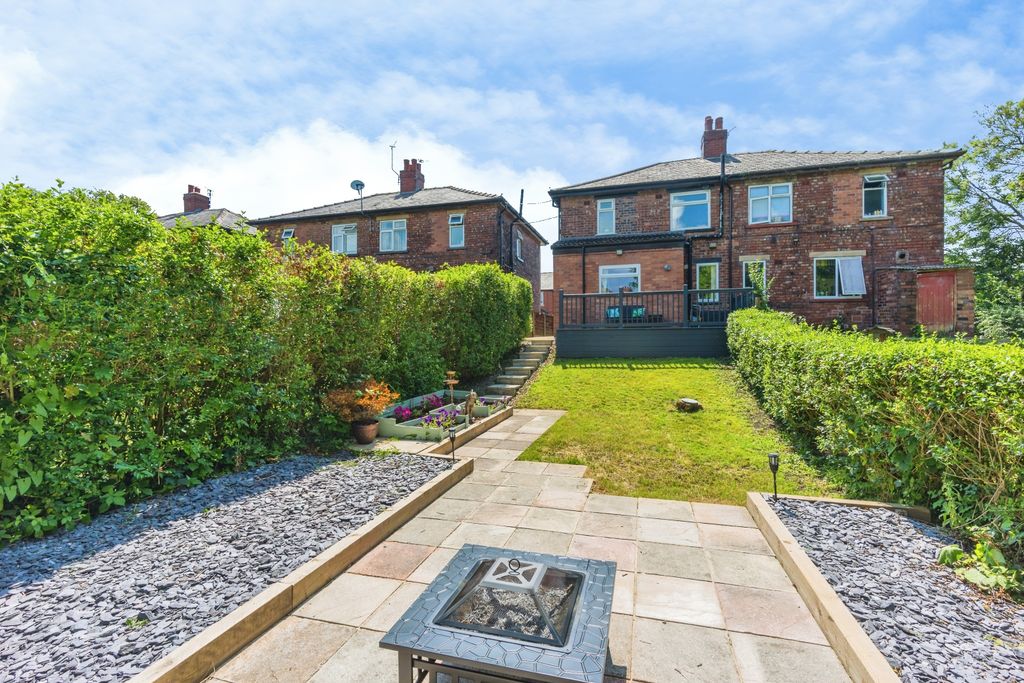 Property photo 2 of 22