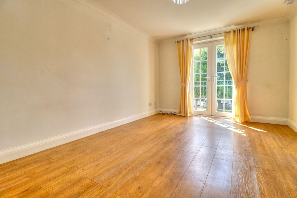 Property photo 2 of 8 Picture No. 08