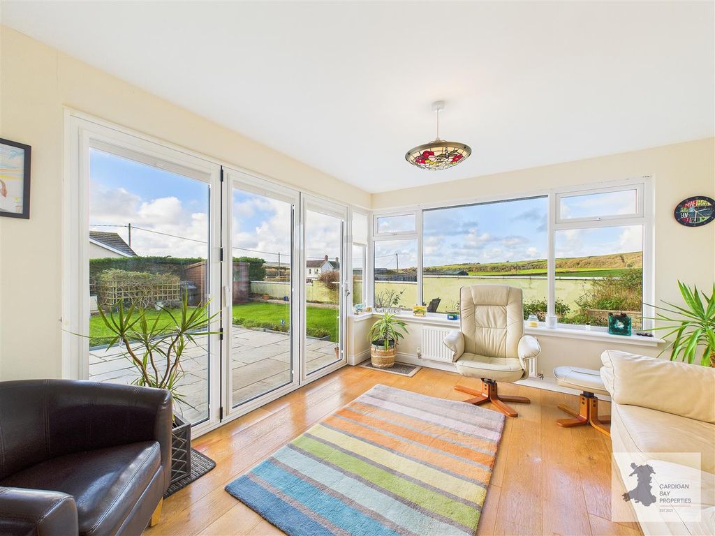 Property photo 3 of 36 Sun Room