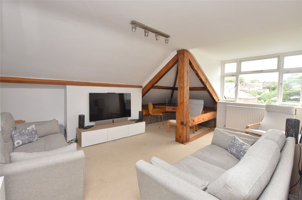 Property photo 2 of 12 Picture No. 06