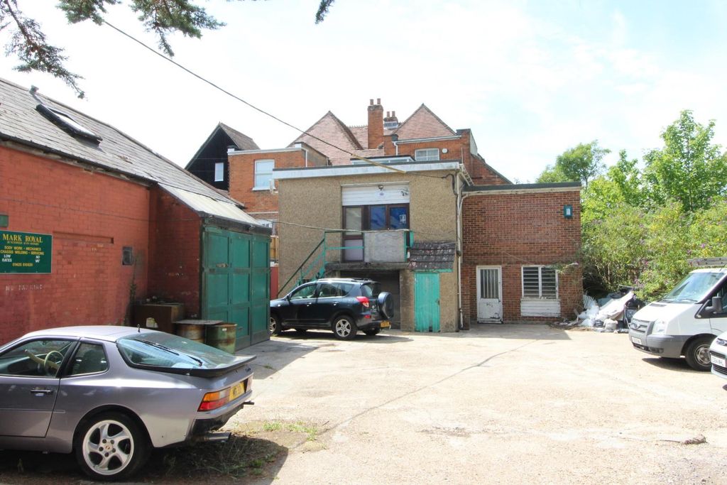 Property photo 2 of 19 Img_0452.Jpg