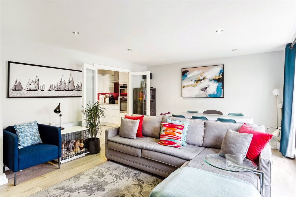 Property photo 2 of 16 Living Area