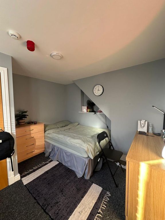 Property photo 3 of 12 9325314.Jpg