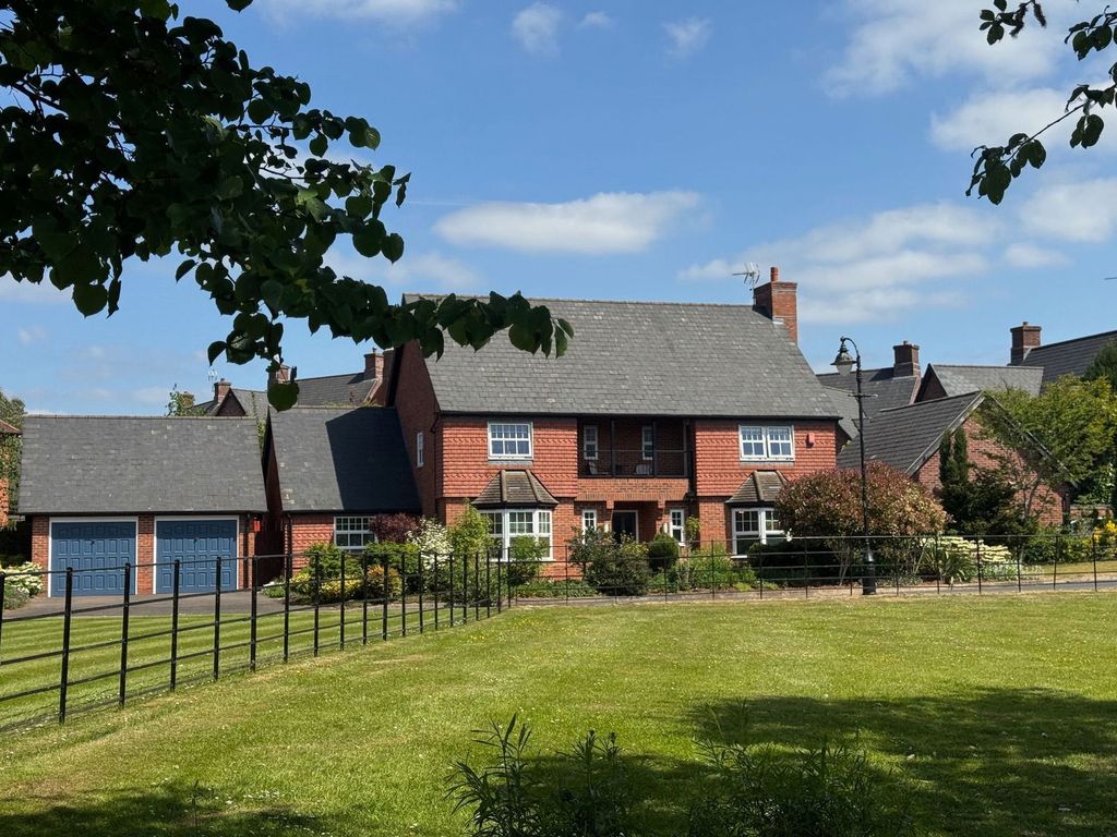 Property photo 1 of 37