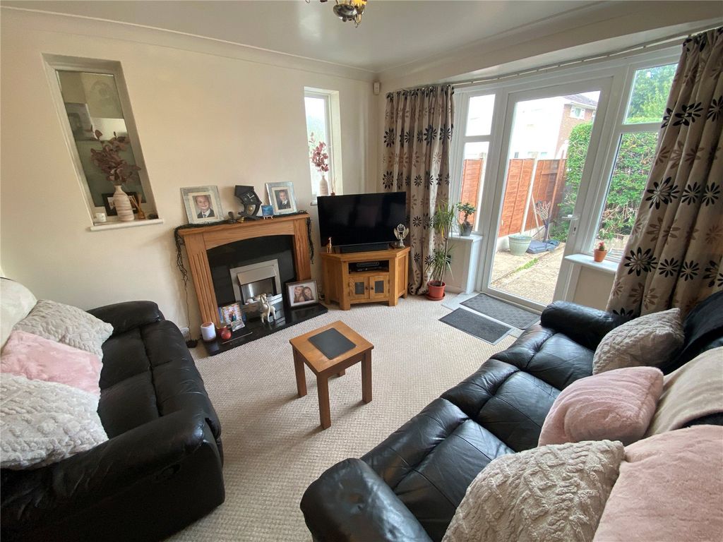 Property photo 2 of 25 Picture No. 03