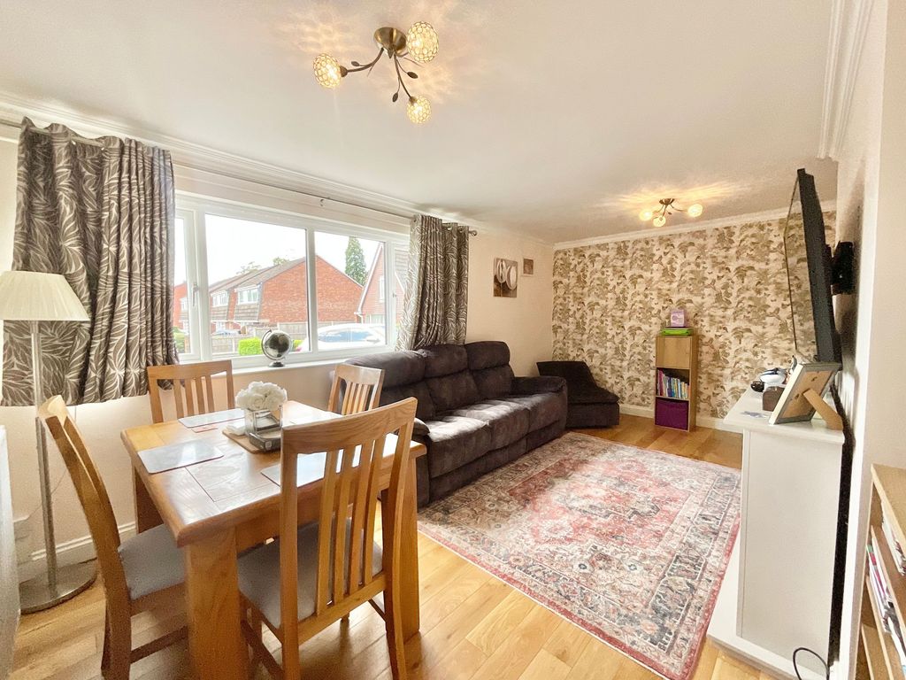 Property photo 2 of 24