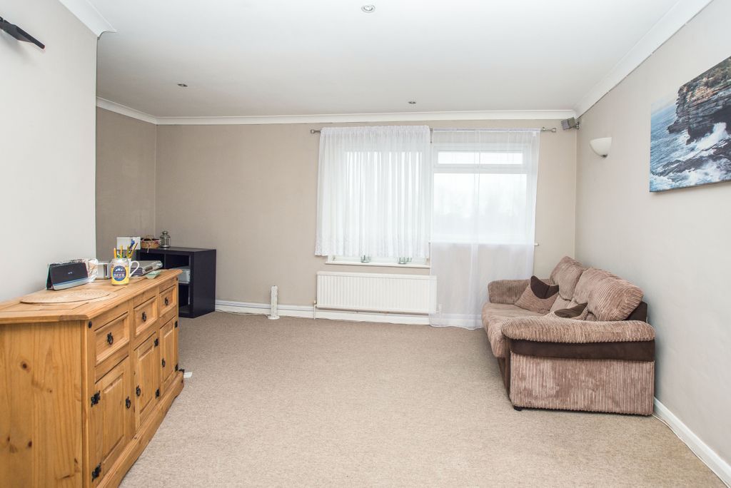 Property photo 2 of 7 2