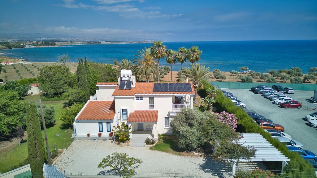 Property photo 1 of 58