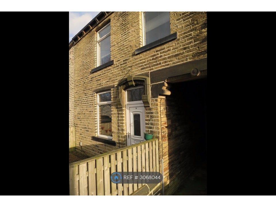 Property photo 2 of 26