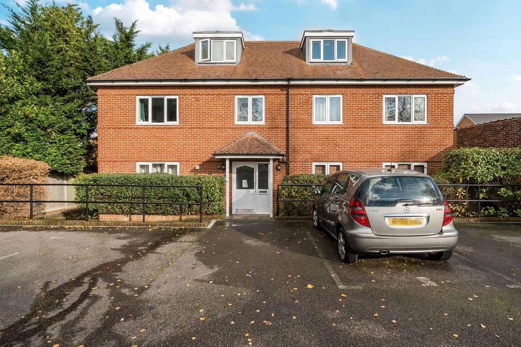 Property photo 1 of 26