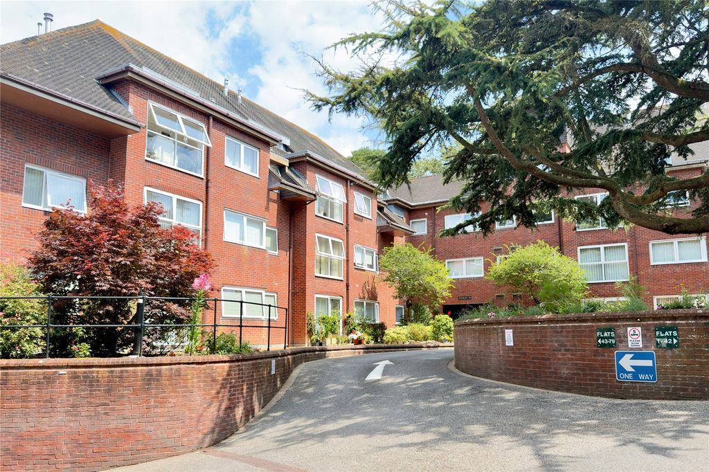 Property photo 1 of 16 Picture No. 34